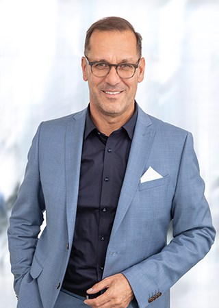 Michael M. Andre - Ferienimmobilie - Alpenimmobilien GmbH